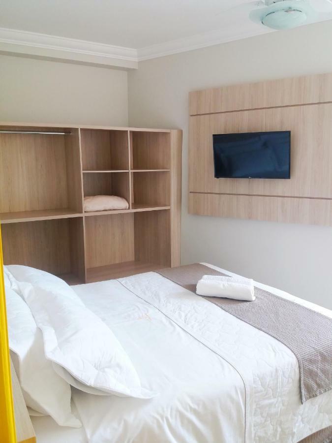 Hotel Pousada Familia De Nazare 卡舒埃拉保利斯塔 外观 照片